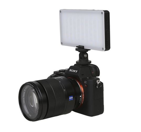 BRESSSER STL-15A Bicolor LED Videoleuchte, Smartphone-Licht 13W und Powerbank 5000 mAh